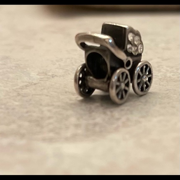 Baby Carriage charm - Picture 2 of 3
